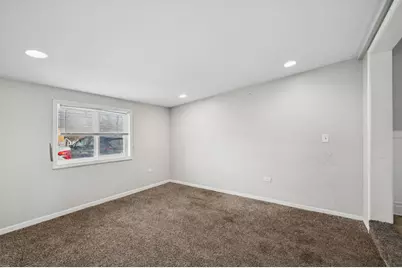 711 N Columbine Avenue, Lombard, IL 60148 - Photo 11