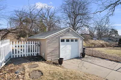 3237 14 Street, Rock Island, IL 61201 - Photo 33