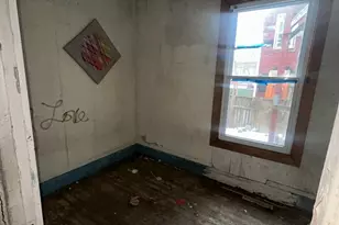 8752 S Exchange Ave, Chicago, IL 60617 - Photo 9