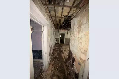 8752 S Exchange Avenue, Chicago, IL 60617 - Photo 11