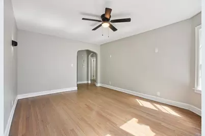 2444 E 78th Street #3, Chicago, IL 60649 - Photo 7