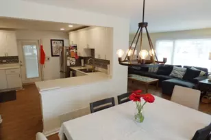 968 Hyacynth Ln, Bartlett, IL 60103 - Photo 9