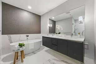 146 W Erie St, Chicago, IL 60654 - Photo 11