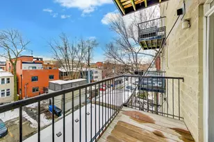 827 W Bradley Pl, Chicago, IL 60613 - Photo 21