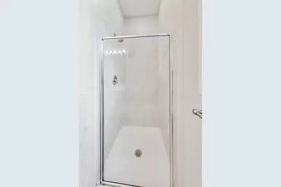 827 W Bradley Place #3E, Chicago, IL 60613 - Photo 19