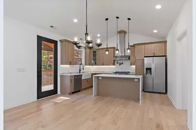 8611 Dorr Road, Wonder Lake, IL 60097 - Photo 9