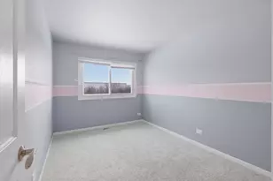 269 E Alpine Dr, Glendale Heights, IL 60139 - Photo 13