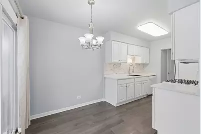 269 E Alpine Drive, Glendale Heights, IL 60139 - Photo 7