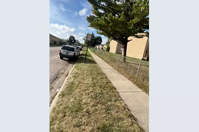 2204 Hebron Avenue #B, Zion, IL 60099 - Photo 11