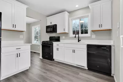 86 Silver Tree Circle, Cary, IL 60013 - Photo 13