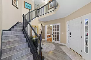 1307 Cross Creek Rd, Mahomet, IL 61853 - Photo 5