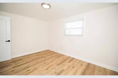 16551 Plymouth Drive, Markham, IL 60428 - Photo 7