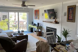 901 Hinman Ave, Evanston, IL 60202 - Photo 5