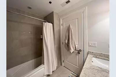 1002 W Van Buren Street #403, Chicago, IL 60607 - Photo 9