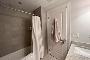 1002 W Van Buren St, Chicago, IL 60607 - Photo 9