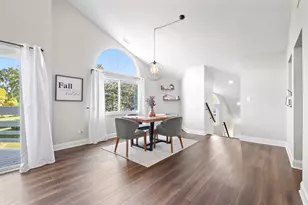 1152 Courtland Dr, Buffalo Grove, IL 60089 - Photo 21