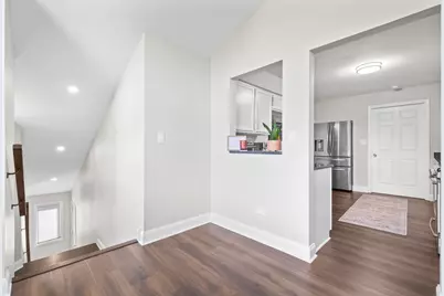 1152 Courtland Drive #406, Buffalo Grove, IL 60089 - Photo 11