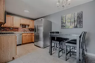 222 Nauset Ln, Schaumburg, IL 60194 - Photo 13