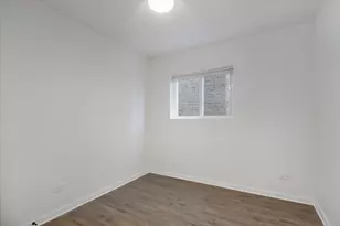 7357 N Winchester Ave, Chicago, IL 60626 - Photo 9