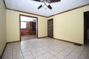 103 E Park St, Danvers, IL 61732 - Photo 5