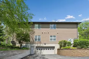 2997 3rd St, Moline, IL 61265 - Photo 5
