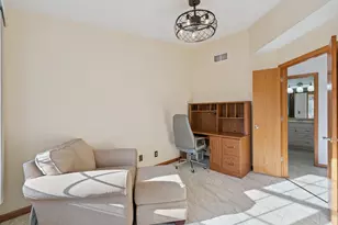 2997 3rd St, Moline, IL 61265 - Photo 13