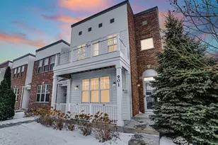 901 Times Square Dr, Aurora, IL 60504 - Photo 1