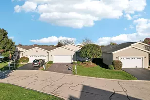 328 Legacy Ct, Grayslake, IL 60030 - Photo 39