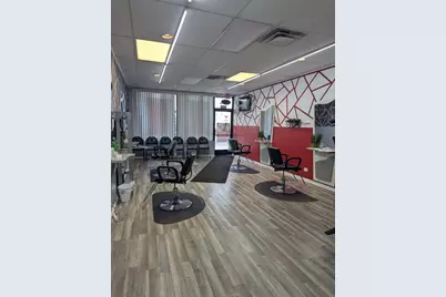 [Address not provided], Des Plaines, IL 60016 - Photo 3