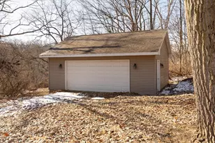 605 Sherwood Glen, Princeton, IL 61356 - Photo 3