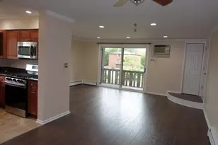 629 W 65th Street W, Westmont, IL 60559 - Photo 3