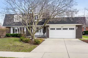 1407 Wesley Ct, Westmont, IL 60559 - Photo 1