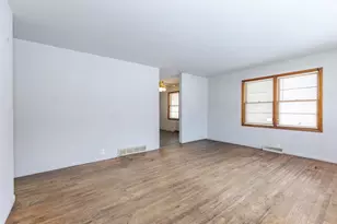 610 S Oak St, Pontiac, IL 61764 - Photo 9