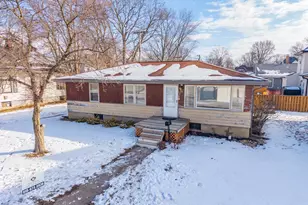 610 S Oak St, Pontiac, IL 61764 - Photo 7