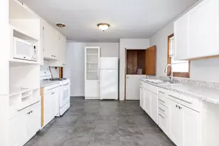 610 S Oak St, Pontiac, IL 61764 - Photo 15