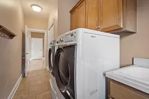 7N919 Cloverfield Rd, Saint Charles, IL 60175 - Photo 19