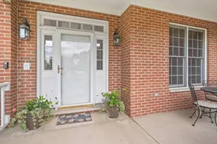 7N919 Cloverfield Rd, Saint Charles, IL 60175 - Photo 3