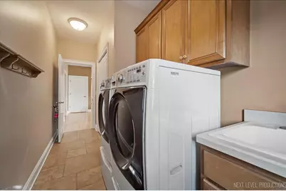 7N919 Cloverfield Road, Saint Charles, IL 60175 - Photo 19