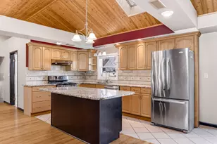 25216 River Rd, Lake Barrington, IL 60010 - Photo 9