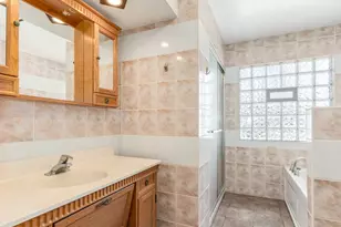 25216 River Rd, Lake Barrington, IL 60010 - Photo 17