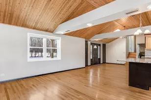 25216 River Rd, Lake Barrington, IL 60010 - Photo 5