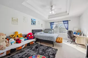 424 Acushnet St, Elgin, IL 60124 - Photo 11