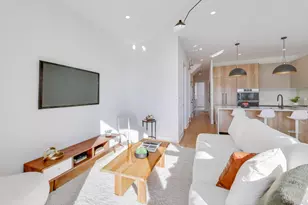 2456 W Cortez St, Chicago, IL 60622 - Photo 9