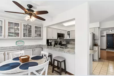 36143 N Springbrook Lane, Gurnee, IL 60031 - Photo 9