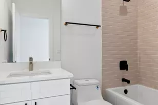 6414 N Francisco Ave, Chicago, IL 60645 - Photo 9