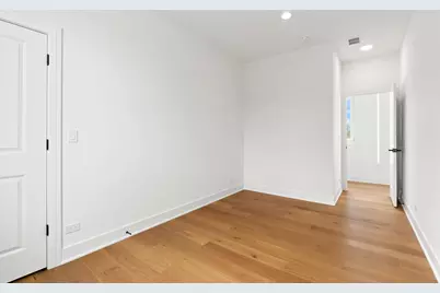 6414 N Francisco Avenue #201, Chicago, IL 60645 - Photo 7