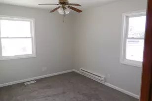 614 Cushing St, Dixon, IL 61021 - Photo 7