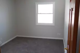 614 Cushing St, Dixon, IL 61021 - Photo 9