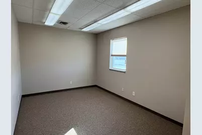 1605 W Court Street, Kankakee, IL 60901 - Photo 3