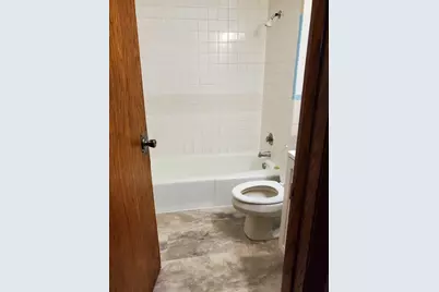 7829 Normandy Avenue, Burbank, IL 60459 - Photo 9